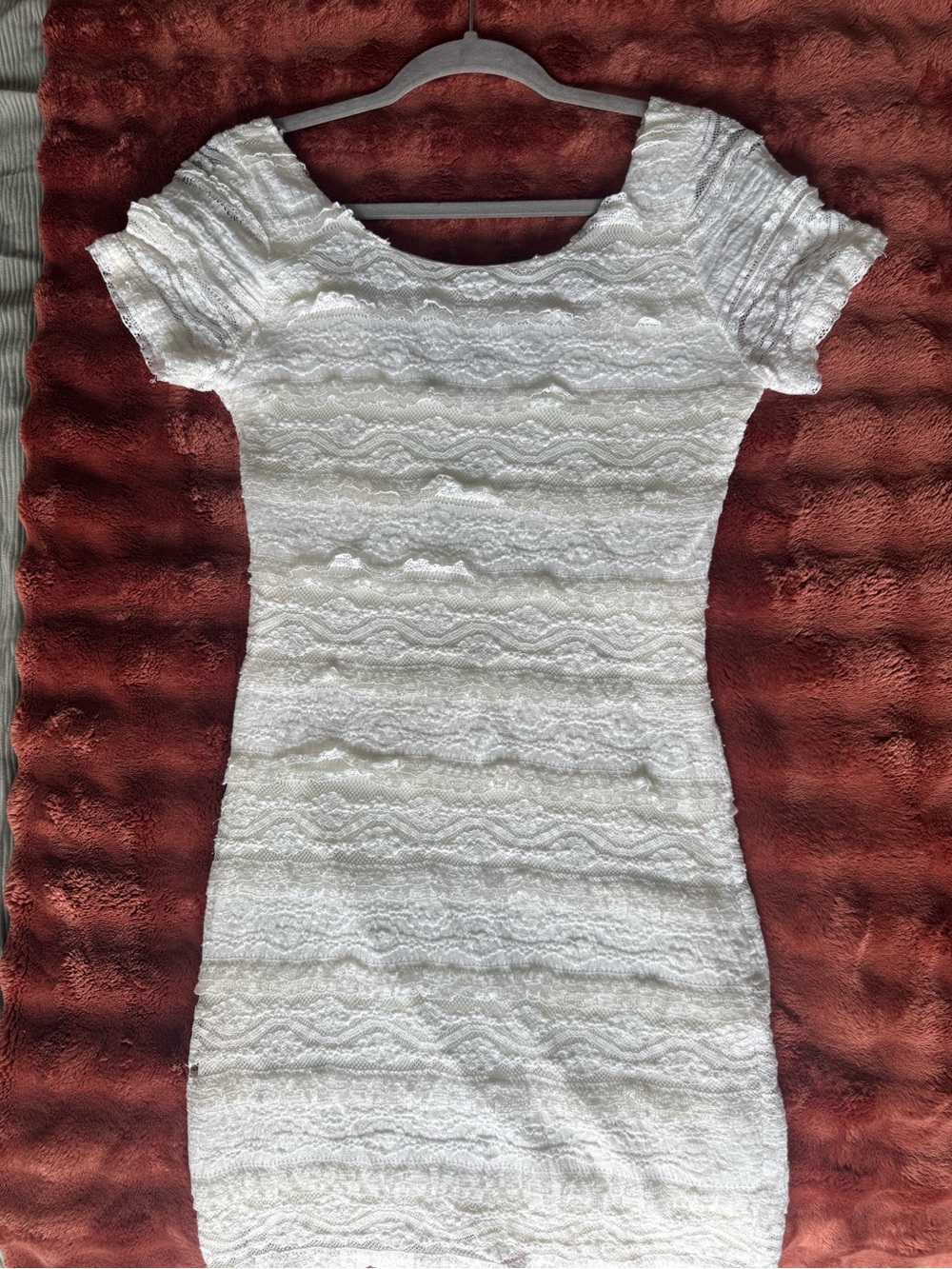 Forever 21 White Lace Short-Sleeve Bodycon Mini Dress